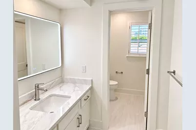 10322 Burgoyne Road, Houston, TX 77042 - Photo 28