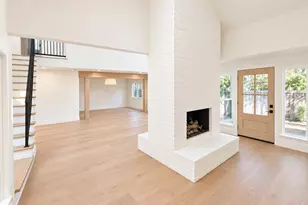 10322 Burgoyne Rd, Houston, TX 77042 - Photo 4