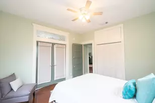 2124 35th St, Galveston, TX 77550 - Photo 16