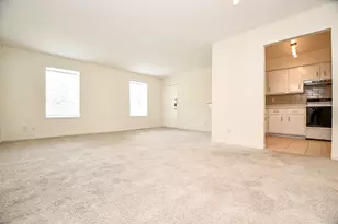 9001 Gaylord St, Houston, TX 77024 - Photo 8