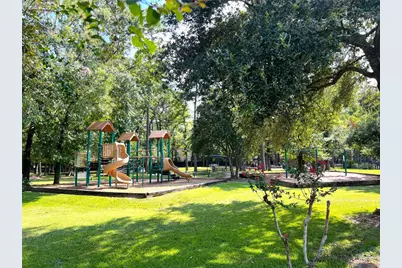 9001 Gaylord Street #4, Houston, TX 77024 - Photo 22