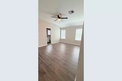 7034 Smilax Street #B, Houston, TX 77088 - Photo 6