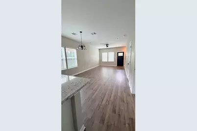 7034 Smilax Street #B, Houston, TX 77088 - Photo 8