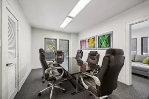 1601 Westheimer Rd, Houston, TX 77006 - Photo 4