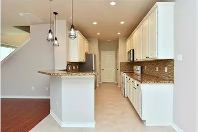 30 Peachridge Place, The Woodlands, TX 77382 - Photo 10