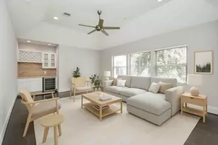 239 W 27th St, Houston, TX 77008 - Photo 24