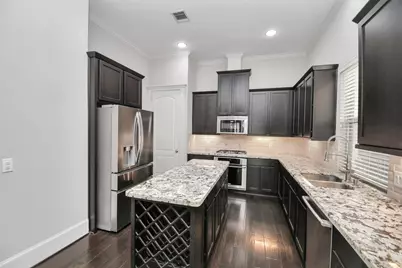 239 W 27th Street, Houston, TX 77008 - Photo 8