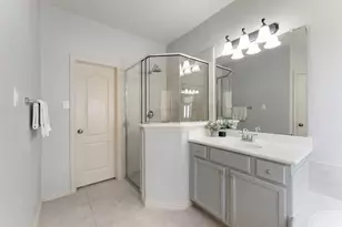 27515 Chris Ridge Ct, Spring, TX 77386 - Photo 16