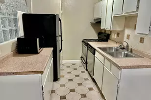 2750 Holly Hall St, Houston, TX 77054 - Photo 8