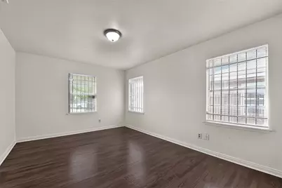 7822 Belbay Street, Houston, TX 77033 - Photo 14