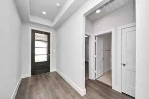 243 Bay Laurel Ct, Alvin, TX 77511 - Photo 10