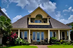 1207 N Shore Dr, Clear Lake Shores, TX 77565 - Photo 1