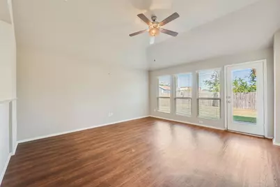 604 Heritage Drive, Navasota, TX 77868 - Photo 2