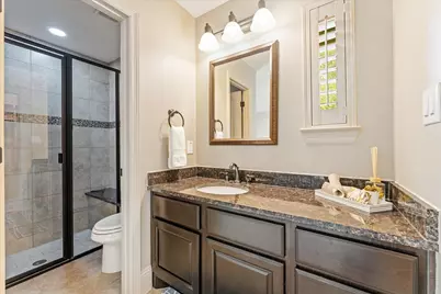 19 Paloma Bend Place, The Woodlands, TX 77389 - Photo 10
