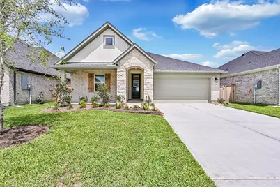 225 Magnolia Laurel Drive, Alvin, TX 77511 - Photo 1