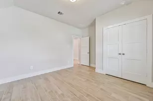 225 Magnolia Laurel Dr, Alvin, TX 77511 - Photo 26