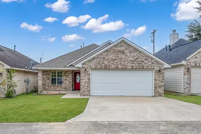 103 Moonspinner, Conroe, TX 77356 - Photo 1