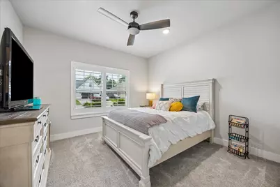 111 Creekside Lane, Lake Jackson, TX 77566 - Photo 24