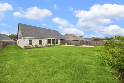 111 Creekside Lane, Lake Jackson, TX 77566 - Photo 36