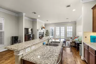 821 W 26th St, Houston, TX 77008 - Photo 10