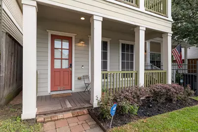 821 W 26th Street, Houston, TX 77008 - Photo 2