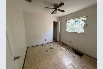 666 Overbluff Street, Channelview, TX 77530 - Photo 10