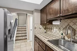 4085 Young St, Pasadena, TX 77504 - Photo 10