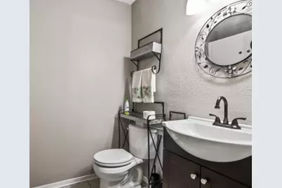 4085 Young Street, Pasadena, TX 77504 - Photo 18