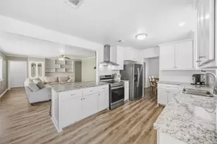 1103 Baymeadow Dr, Houston, TX 77062 - Photo 18