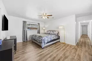 1103 Baymeadow Dr, Houston, TX 77062 - Photo 4