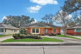 3315 S Braeswood Blvd, Houston, TX 77025 - Photo 1