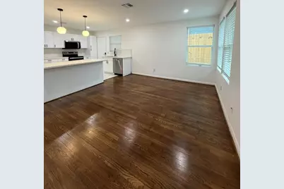 1972 W McKinney Street, Houston, TX 77019 - Photo 2