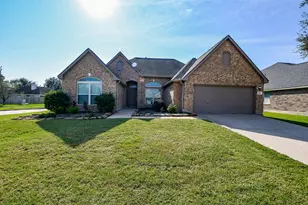 1816 Oak Lodge Dr, Pearland, TX 77581 - Photo 1