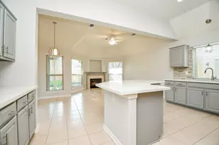 1816 Oak Lodge Dr, Pearland, TX 77581 - Photo 8