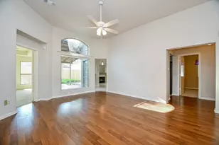 1816 Oak Lodge Dr, Pearland, TX 77581 - Photo 6