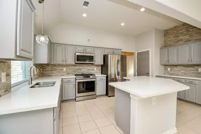 1816 Oak Lodge Drive, Pearland, TX 77581 - Photo 10
