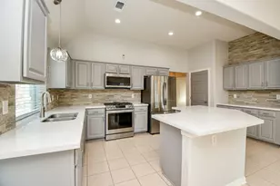 1816 Oak Lodge Dr, Pearland, TX 77581 - Photo 10