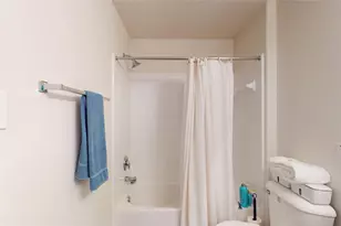 174 Queenscliff Ct, The Woodlands, TX 77382 - Photo 24