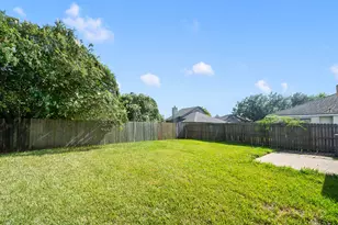 101 Cacao St, Lake Jackson, TX 77566 - Photo 34