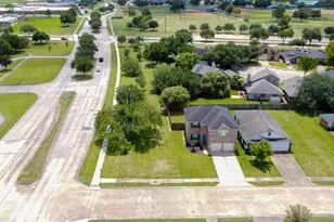 101 Cacao St, Lake Jackson, TX 77566 - Photo 32