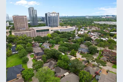 310 W Fair Harbor Lane, Houston, TX 77079 - Photo 28