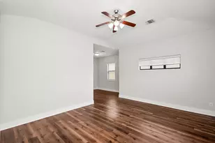 1121 W 17th St, Houston, TX 77008 - Photo 18