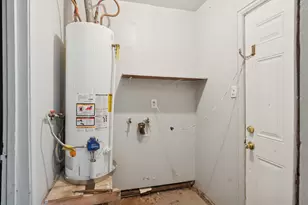 9029 Homewood Ln, Houston, TX 77078 - Photo 20