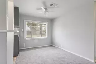 9029 Homewood Ln, Houston, TX 77078 - Photo 8