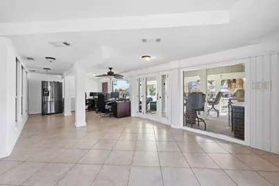 405 Pintail Lane, Orange, TX 77630 - Photo 24