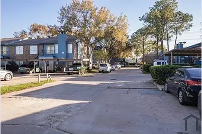 10001 Westpark Drive #63, Houston, TX 77042 - Photo 10