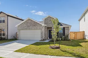 402 Point Nemo St, Crosby, TX 77532 - Photo 2