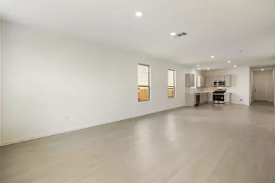 402 Point Nemo Street, Crosby, TX 77532 - Photo 8