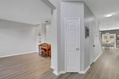 21843 Whispering Forest Drive, Kingwood, TX 77339 - Photo 8