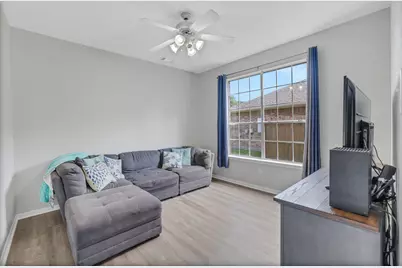 21843 Whispering Forest Drive, Kingwood, TX 77339 - Photo 14